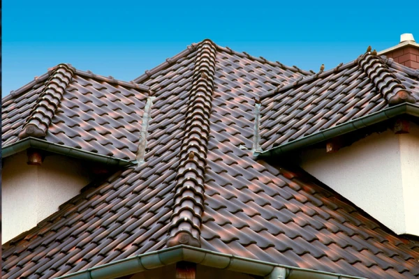 Ceramic / cement-sand tiles